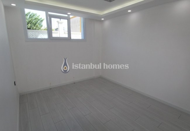 Отдельная Вилла с 2 Садами в Стамбуле, Бейликдюзю 13