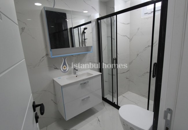 Отдельная Вилла с 2 Садами в Стамбуле, Бейликдюзю 15