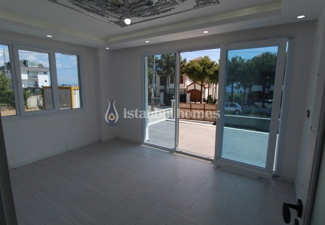 Отдельная Вилла с 2 Садами в Стамбуле, Бейликдюзю 18