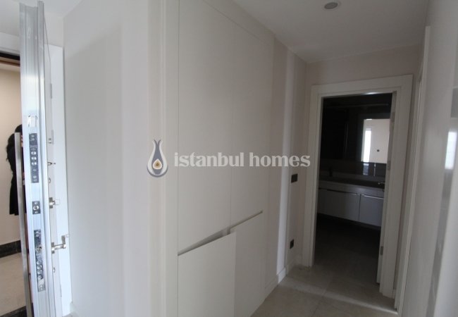 Key Ready Apartments in a Complex in Bahcesehir Istanbul 22