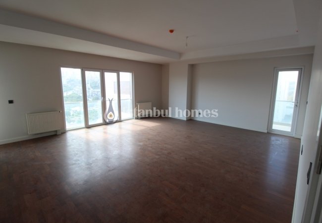 Key Ready Apartments in a Complex in Bahcesehir Istanbul 5