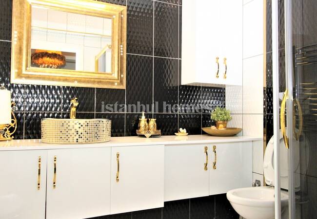İstanbul Kurtköy'de Nezih Çevreye Sahip Bakımlı Villa 37