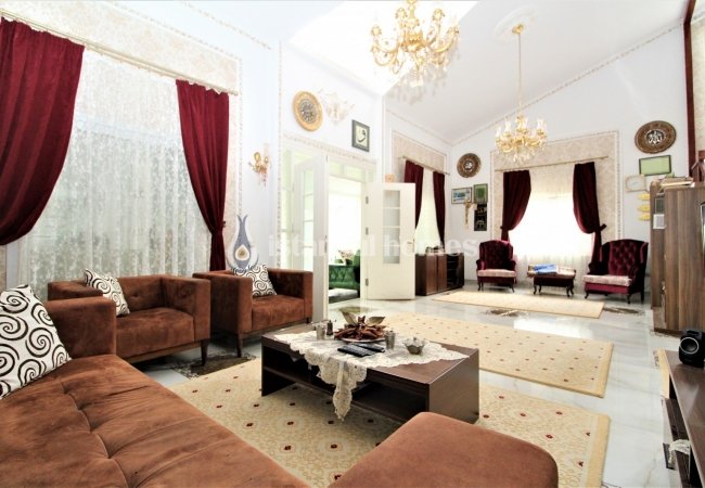 İstanbul Pendik'te Havalimanı'na Yakın Müstakil Lüks Ev 16