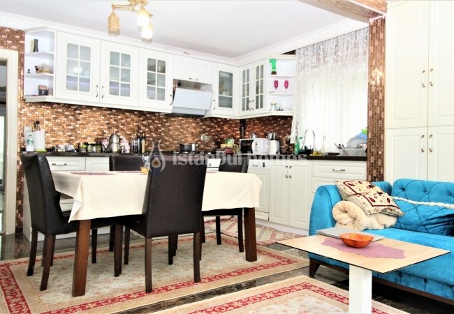 İstanbul Pendik'te Havalimanı'na Yakın Müstakil Lüks Ev 17