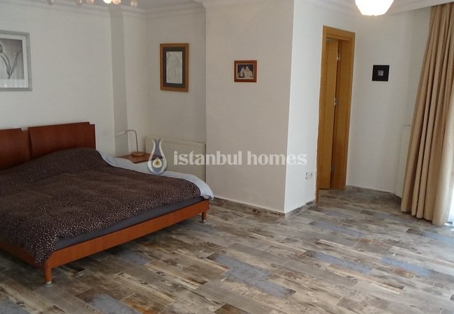 Beşiktaş'ta Ihlamur Kasrı'na Komşu Bahçe Katı Dubleks Daire 12