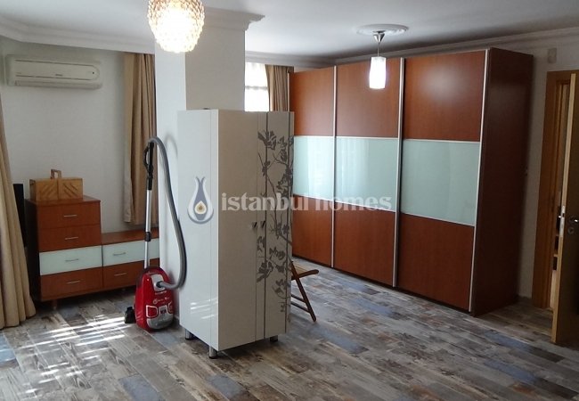 Beşiktaş'ta Ihlamur Kasrı'na Komşu Bahçe Katı Dubleks Daire 13