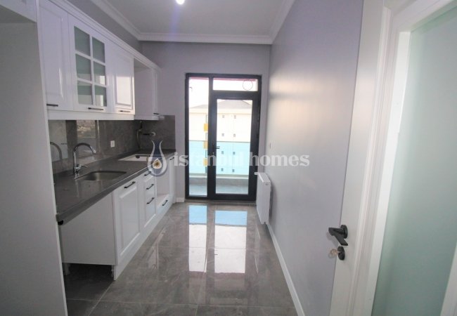 5+1 Duplex Apartment with City View in Istanbul Eyupsultan 5