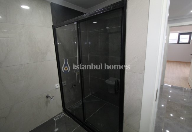 5+1 Duplex Apartment with City View in Istanbul Eyupsultan 16