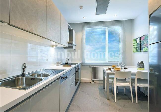 Modern Real Estate with Investment Chance in Kadikoy 8