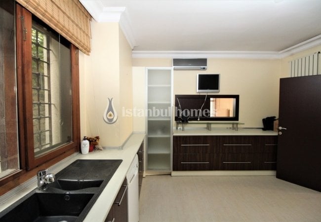 Mansion for Sale in Beykoz with Astonishing Bosphorus Views 15