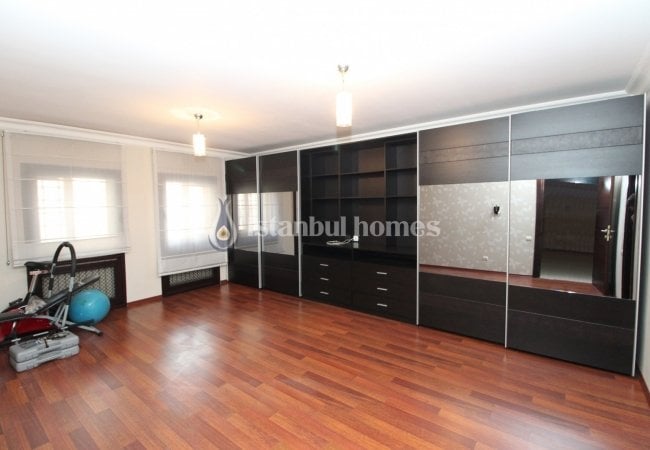 Mansion for Sale in Beykoz with Astonishing Bosphorus Views 17