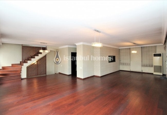 Mansion for Sale in Beykoz with Astonishing Bosphorus Views 11