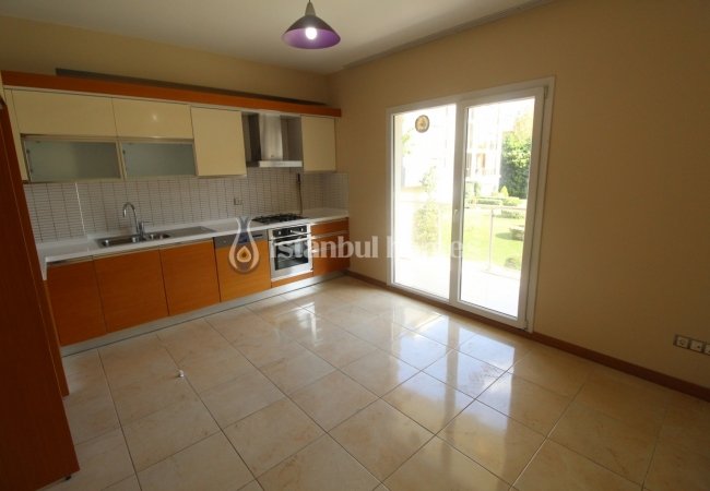 Modernly Designed Ready to Move Apartments in Buyukcekmece 27