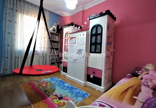 Semi-detached Villa in Pendik Istanbul in a Family Concept Complex 15