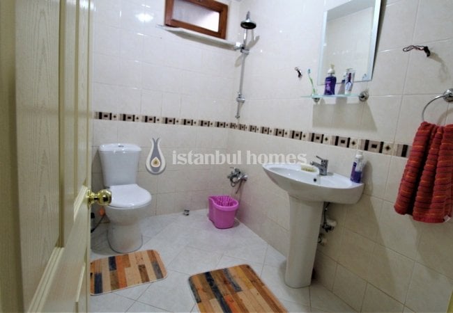 Semi-detached Villa in Pendik Istanbul in a Family Concept Complex 18