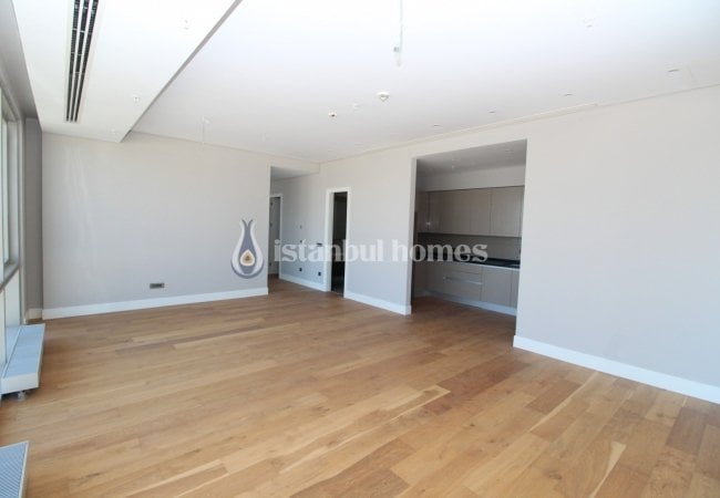 İstanbul Ataşehir'de Anayollara Yakın Lüks Sitede Daireler 12