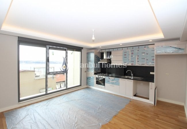 Üsküdar Salacak'ta Tarihi İstanbul ve Boğaz Manzaralı Daire 7