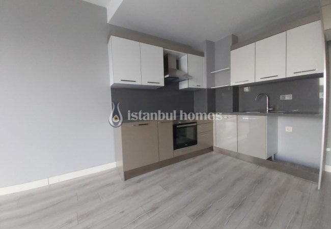 Kartal'da Deniz ve Adalar Manzaralı Site İçinde Daireler 8