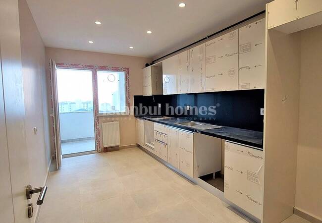 Kartal'da Deniz ve Doğa Manzaralı Çağdaş Tasarımlı Daireler 8