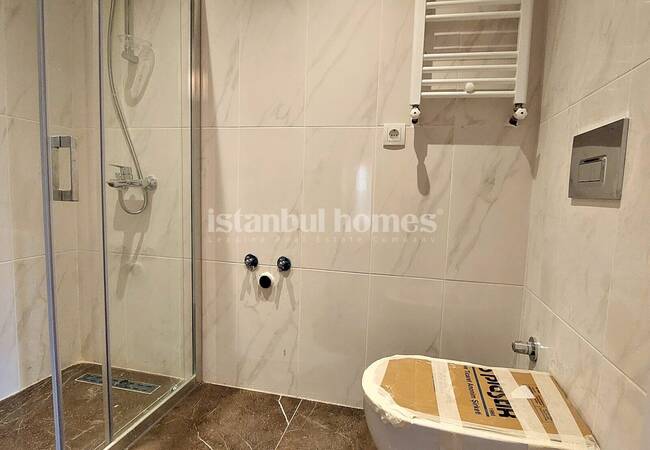 Kartal'da Deniz ve Doğa Manzaralı Çağdaş Tasarımlı Daireler 12