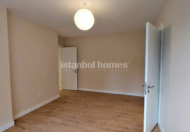 Kartal'da Deniz ve Doğa Manzaralı Çağdaş Tasarımlı Daireler 6