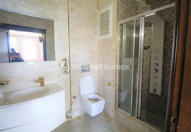Maison Mitoyenne 6+1 Avec Jardin À Eyupsultan Istanbul 17