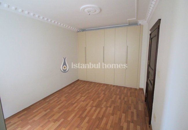 Maison Mitoyenne 6+1 Avec Jardin À Eyupsultan Istanbul 18