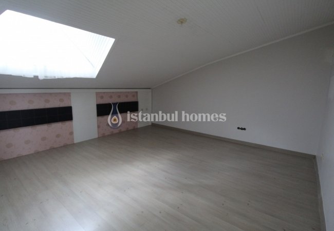 Maison Mitoyenne 6+1 Avec Jardin À Eyupsultan Istanbul 25