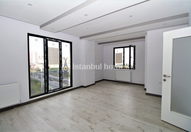 Kartal'da Metroya Yakın Satılık Sıfır Lüks Daireler 4