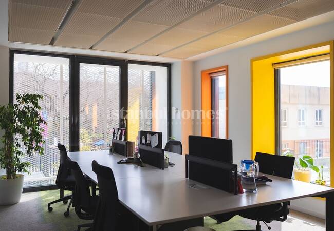 Eco-friendly Building in Uskudar with Green Building Certificate 4