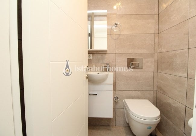 Furnished Apartment for Investment in Istanbul Kadikoy 12
