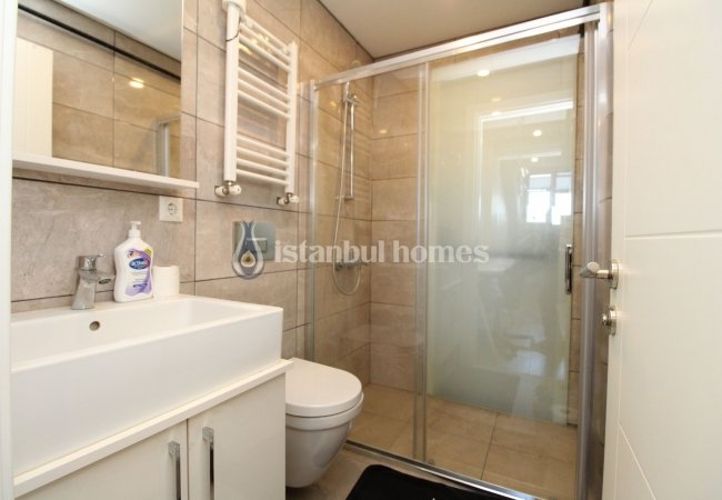 Furnished Apartment for Investment in Istanbul Kadikoy 11