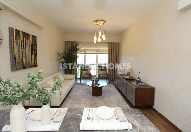 Modern Real Estate with Forest and City Views in Kagithane 8