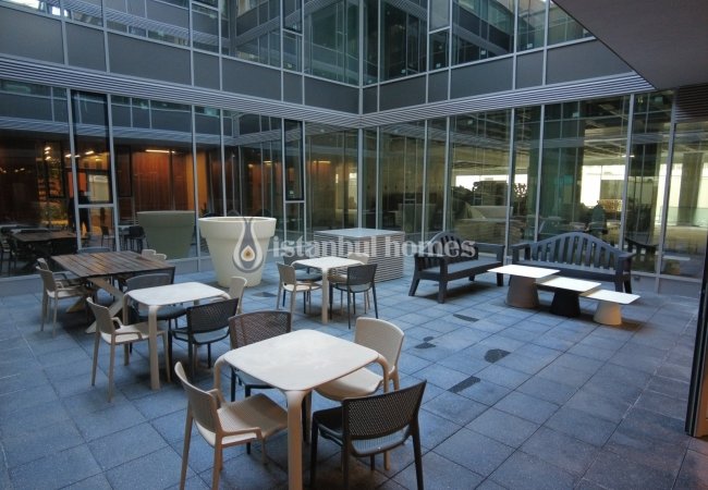 Kağıthane Levent’te Harika Konumda Geniş Ticari Gayrimenkuller 8