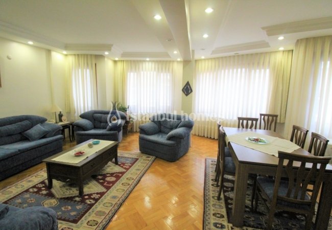 Well Located Spacious Five Bedroomed Duplex Flat in Fatih 4