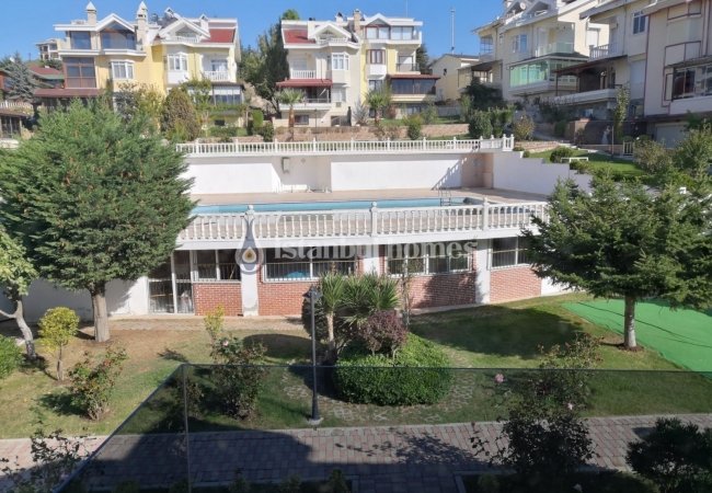 İstanbul Büyükçekmece'de Müstakil Bahçeli Tripleks Villa 20