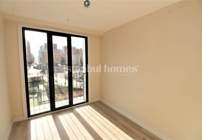 Well Located Properties in a Secure Complex in Umraniye 11