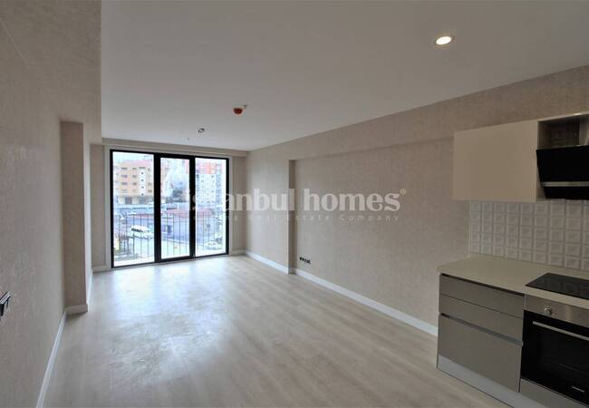 Well Located Properties in a Secure Complex in Umraniye 5