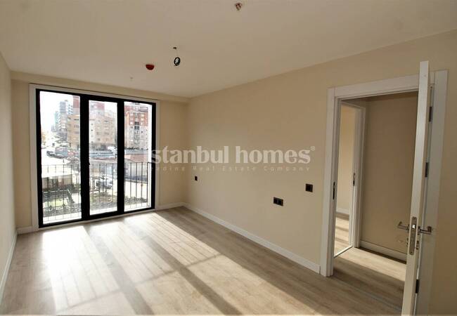 Well Located Properties in a Secure Complex in Umraniye 9