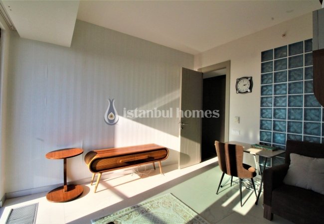 Modern Flat with High Rental Income Potential in Kartal 14