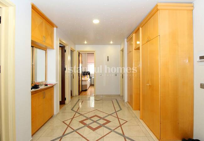 Well-located Resale Apartment for Sale in Istanbul Atasehir 25