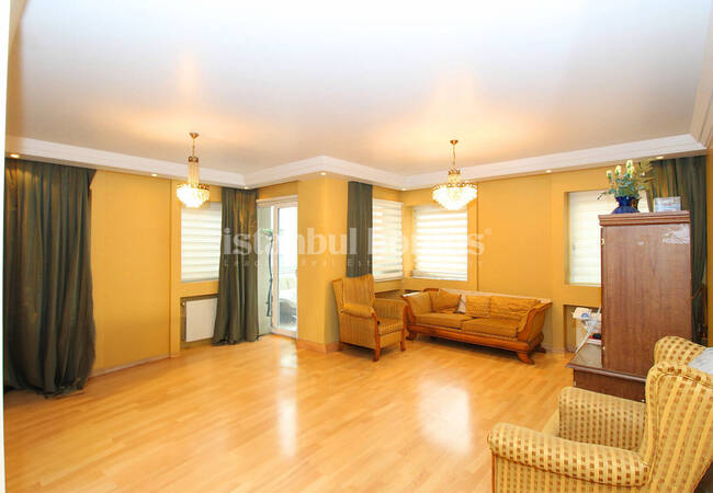 Well-located Resale Apartment for Sale in Istanbul Atasehir 9