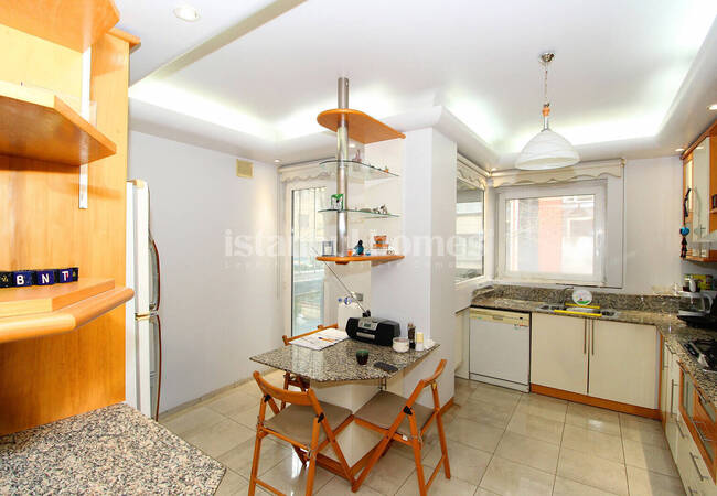 Well-located Resale Apartment for Sale in Istanbul Atasehir 11