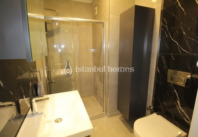 Appartement Moderne Avec Jardin Et Meubles À Sisli 14