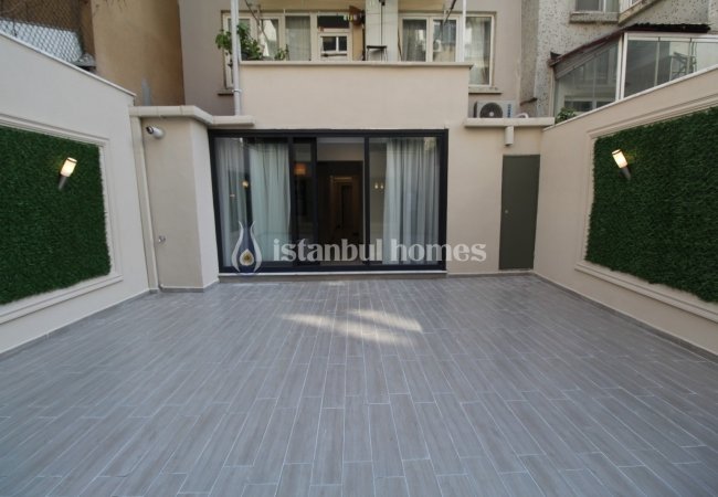 Appartement Moderne Avec Jardin Et Meubles À Sisli 6