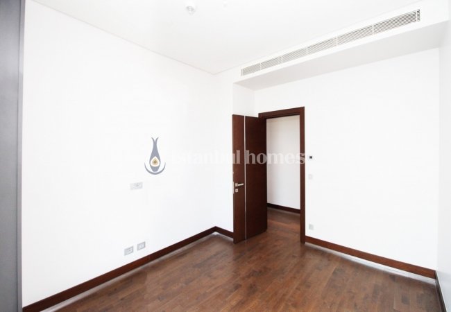 Üsküdar'da AVM Kompleksi İçinde ve Merkezi Konumda 1+1 Daire 20