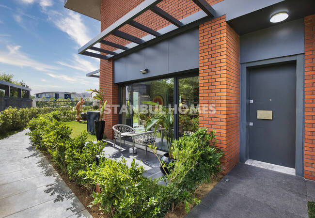 Sarıyer'de Özel Yüzme Havuzlu Satılık Lüks Daireler 20