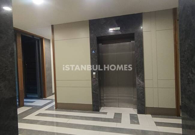 Sarıyer'de Özel Yüzme Havuzlu Satılık Lüks Daireler 26