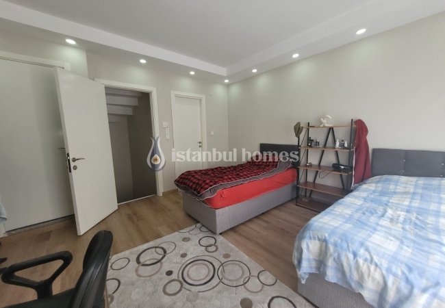 Fatih'te Kocamustafapaşa'da Merkezi Konumda Bakımlı Bina 3