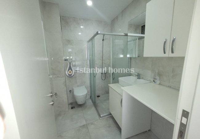 Fatih'te Kocamustafapaşa'da Merkezi Konumda Bakımlı Bina 6